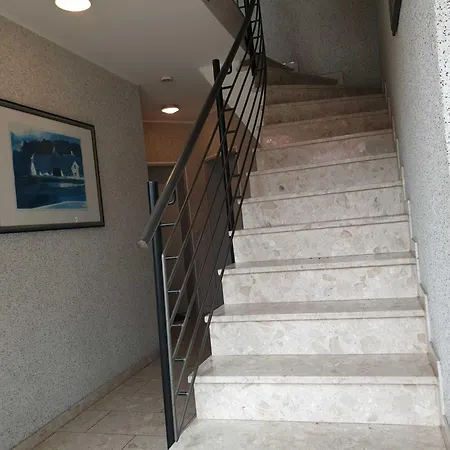 Rosenhus 4 Apartment *